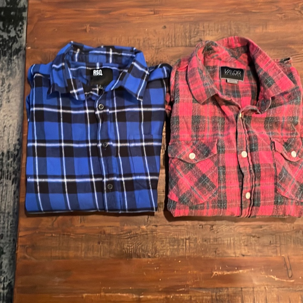 Lot of 2 Mens flannels